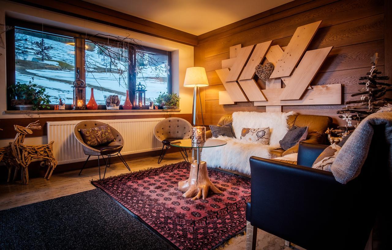 Hotel-Pension Schattberg Saalbach-Hinterglemm Dış mekan fotoğraf